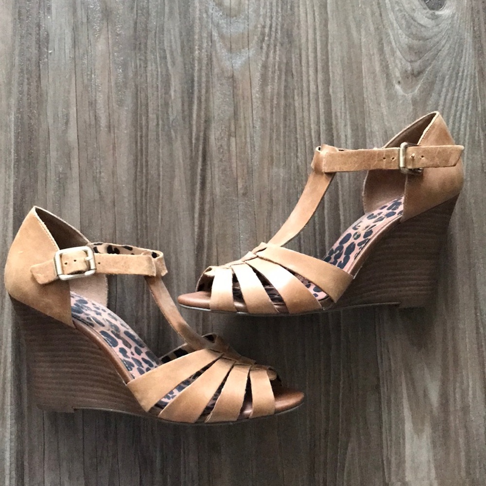 Jessica Simpson Wedges